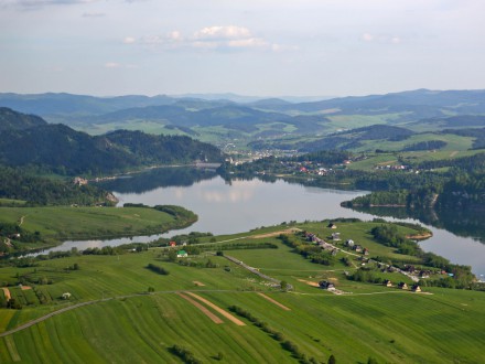 Jezioro Czorsztyńskie w Pieninach